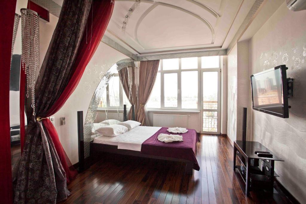Lukyanovsky Hotel Kyiv Room photo